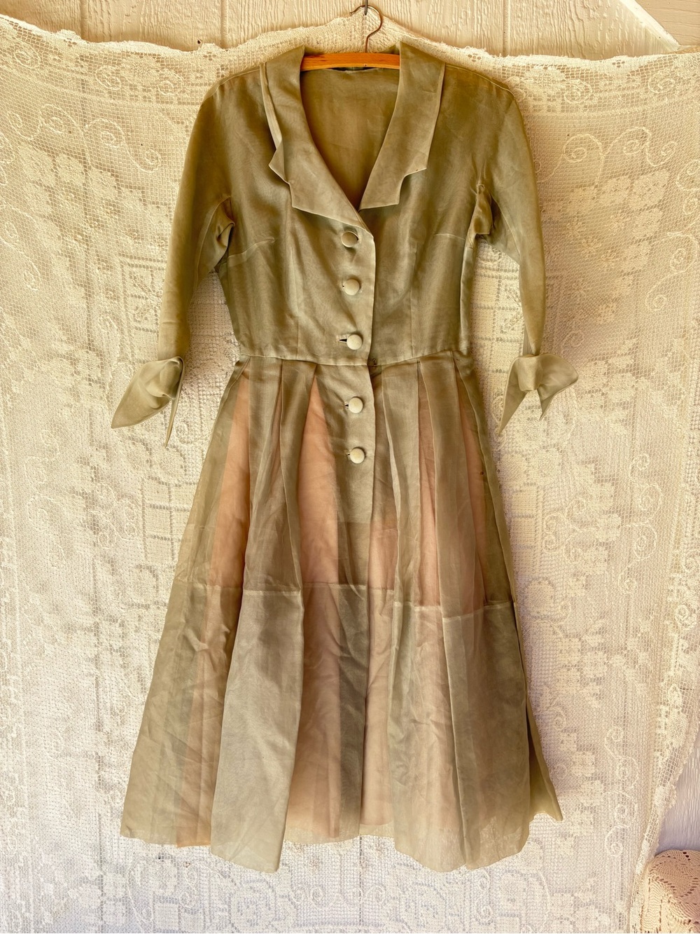 Vintage Mid Century Dress for restore Heavily Flawed